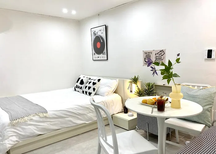 Gangnam Nonhyun Comfortable Lodging